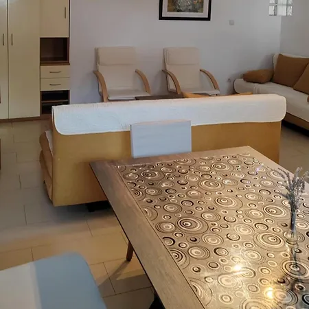 Apartman Lighthouse - A5 Threebedroom With Private Garden